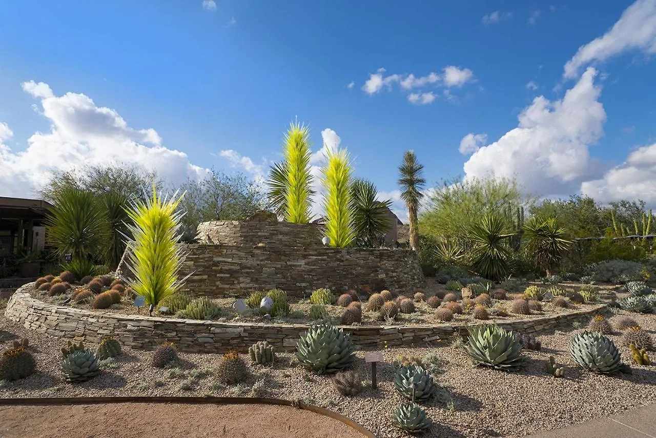 130 Fully Furnished, Amenities Galore Scottsdale 0*,  USA