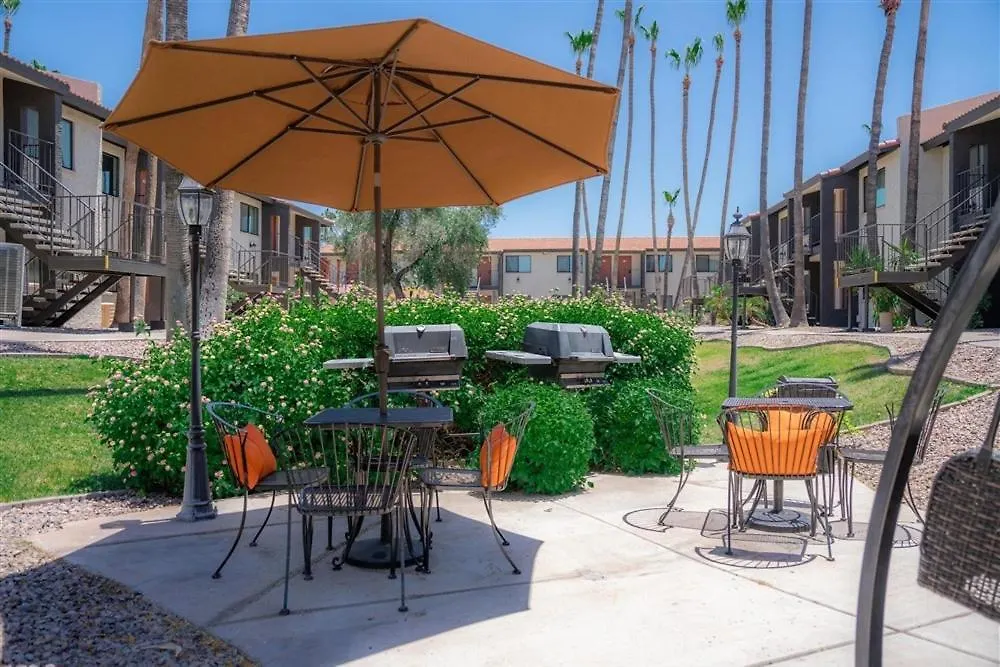 130 Fully Furnished, Amenities Galore Scottsdale