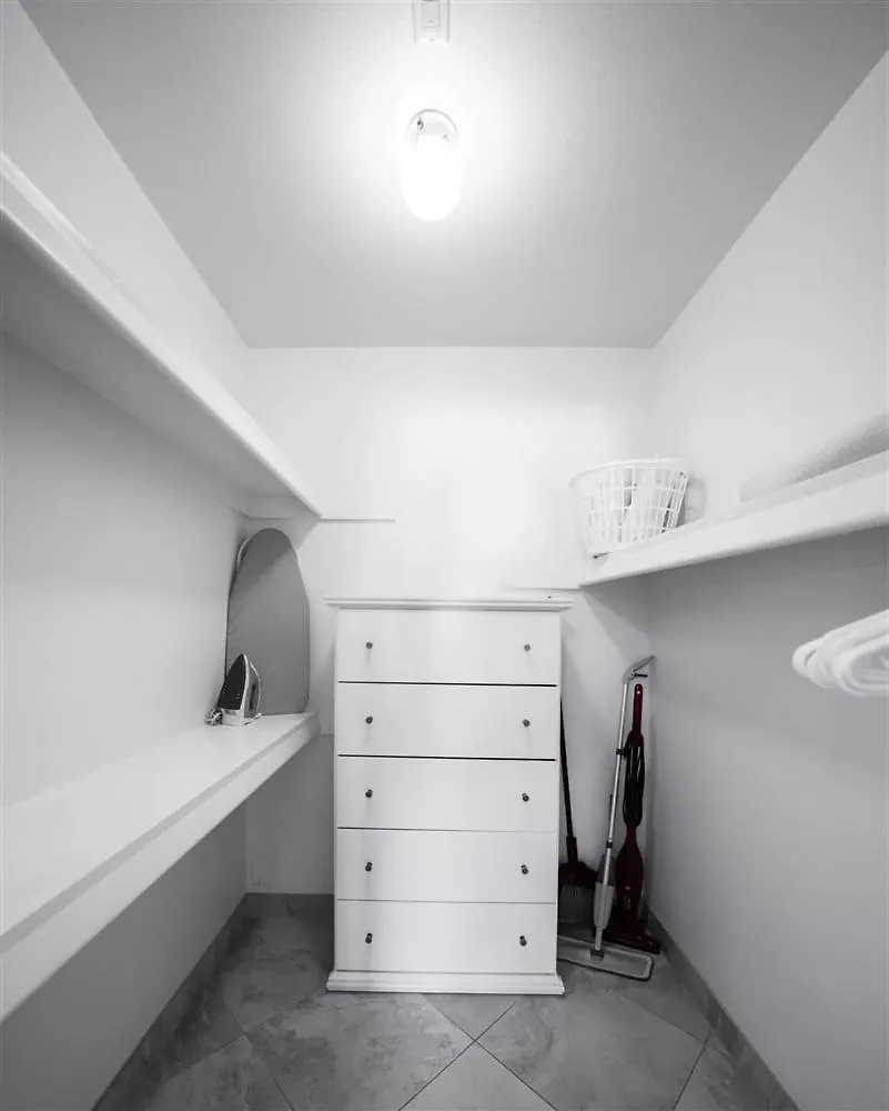 130 Fully Furnished, Amenities Galore Scottsdale USA